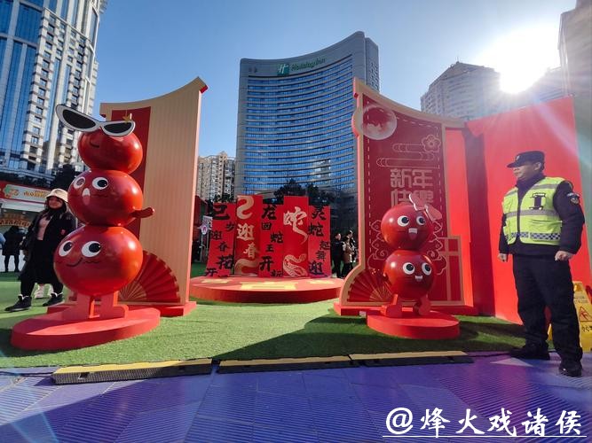 南京路禧市集璀璨启幕，五大主题打造城市年味新地标