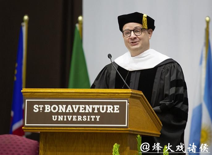 重磅!NBA最权威记者宣布退役 结束30年生涯 重磅!NBA最权威记者宣布退役 结束30年生涯